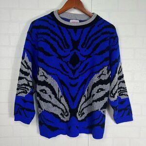 Arielle Vintage Women’s sweater Size S/MBlue Knit Animal Print